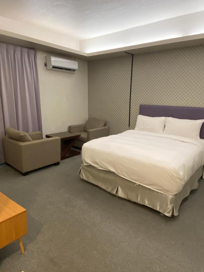 Aiyue Hotel Huwei Luaran gambar