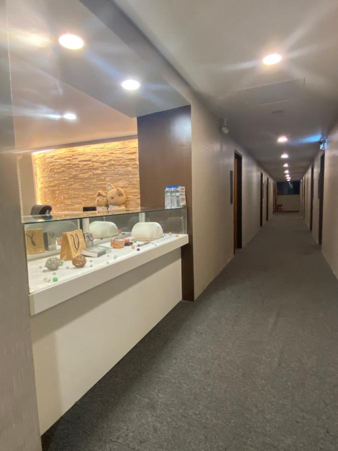 Aiyue Hotel Huwei Luaran gambar