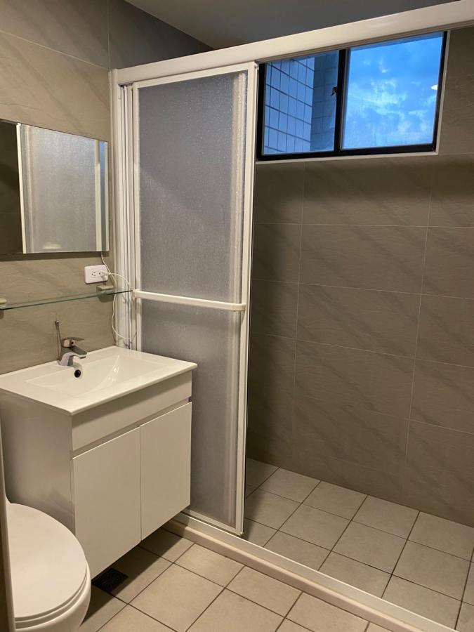 Aiyue Hotel Huwei Luaran gambar