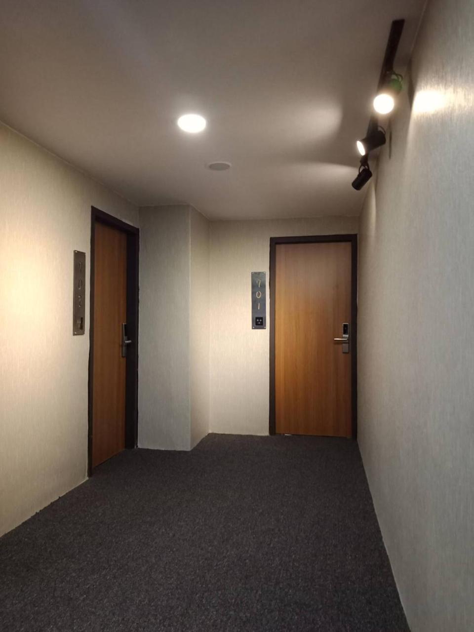 Aiyue Hotel Huwei Luaran gambar